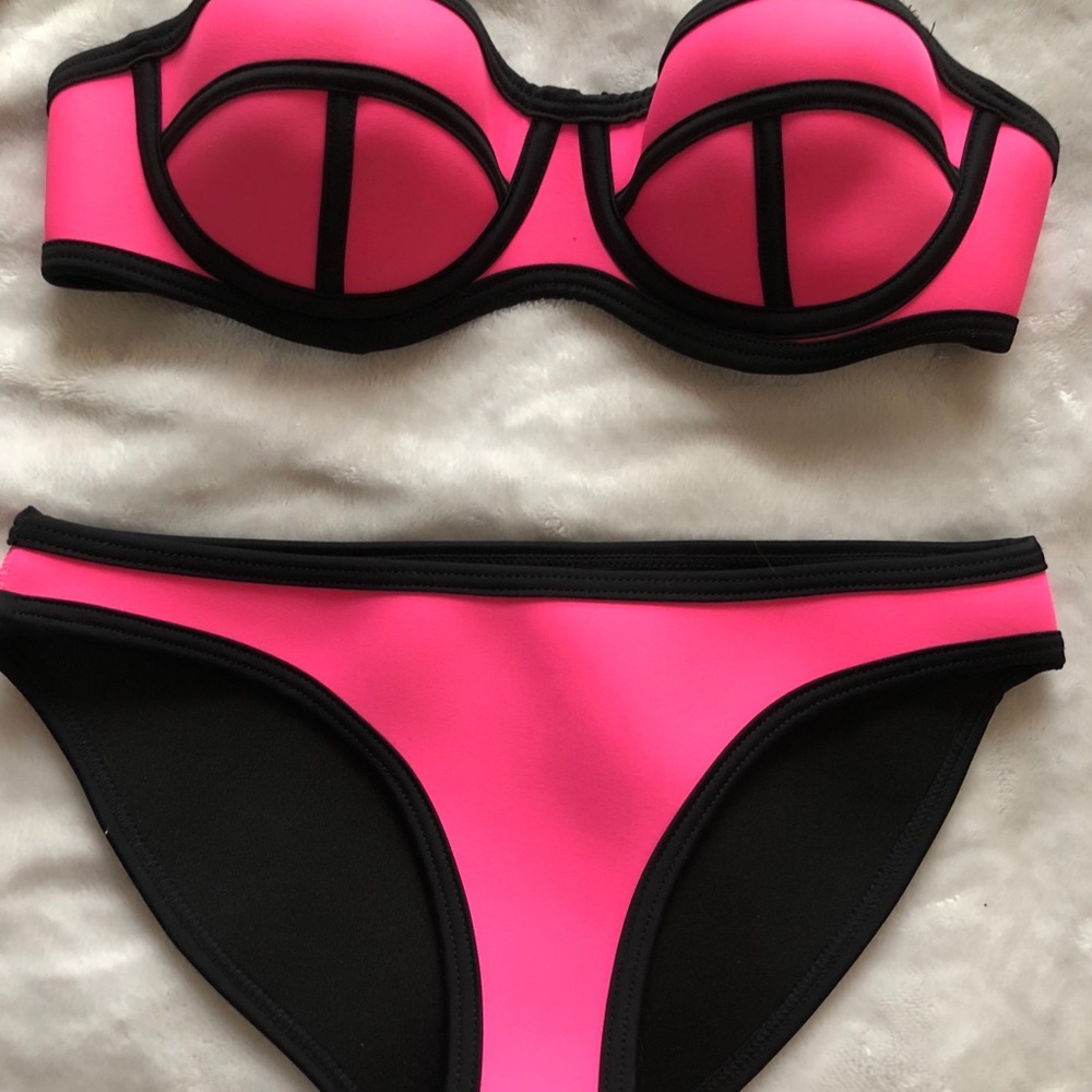 Fake Triangle Swimsuit